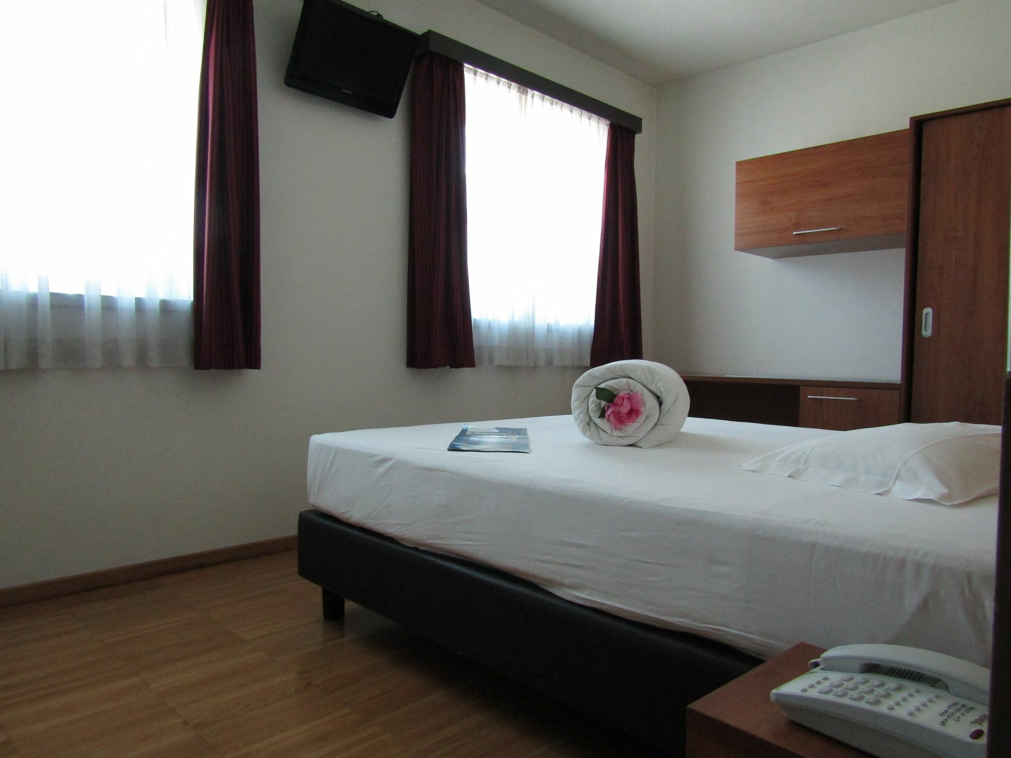 Al Marinaio Hotel Garni Trento Bagian luar foto